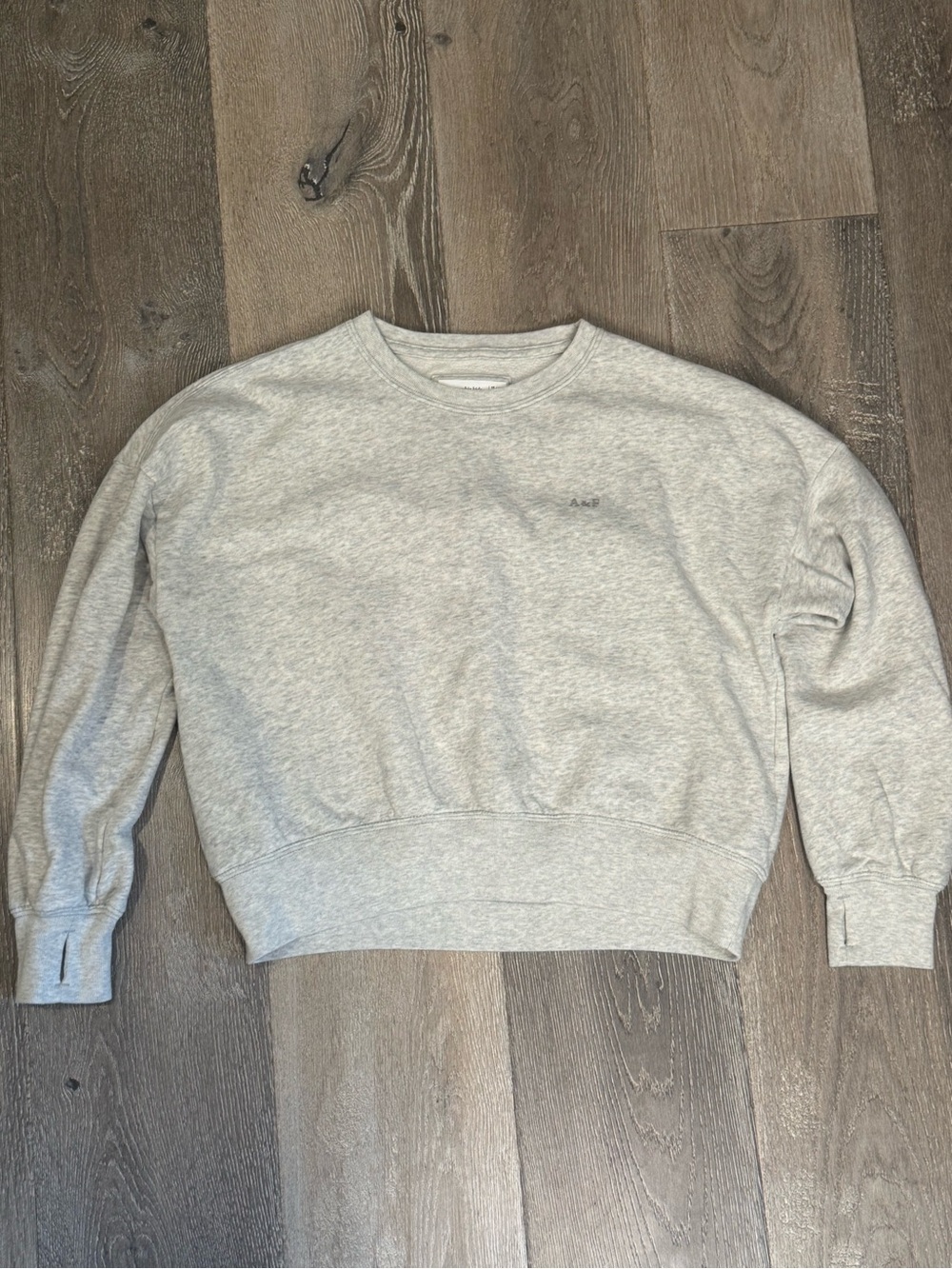 abercrombie kids Light Gray Crewneck Sweatshirt 0943